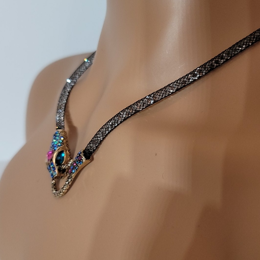 Betsey Johnson  Snake Mesh Collar - Picture 9 of 10